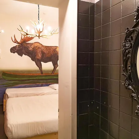 Perla - The Storyhoteller 3*