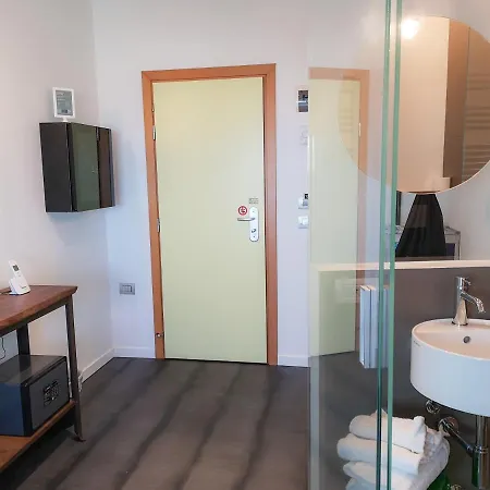 Perla - The Storyhoteller