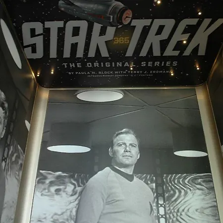 Perla - The Storyhoteller 3*