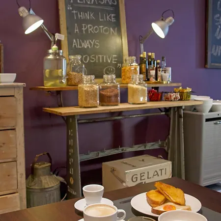 Perla - The Storyhoteller