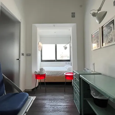 Perla - The Storyhoteller