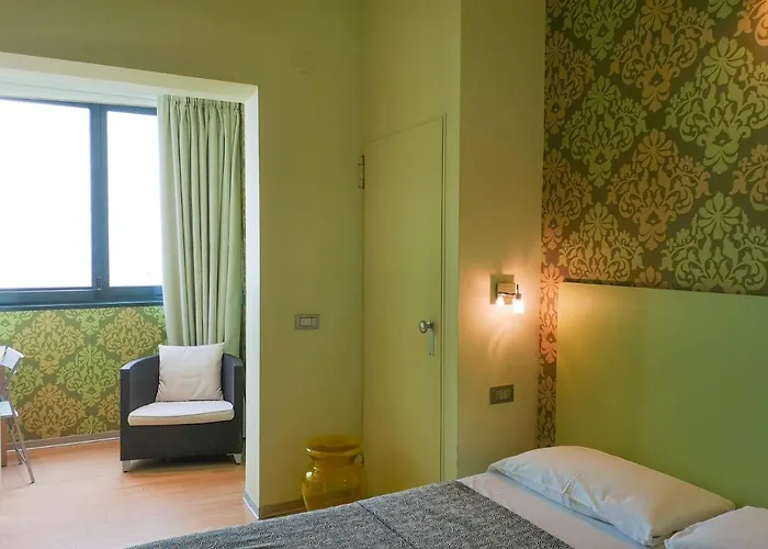 Perla - The Storyhoteller 3*