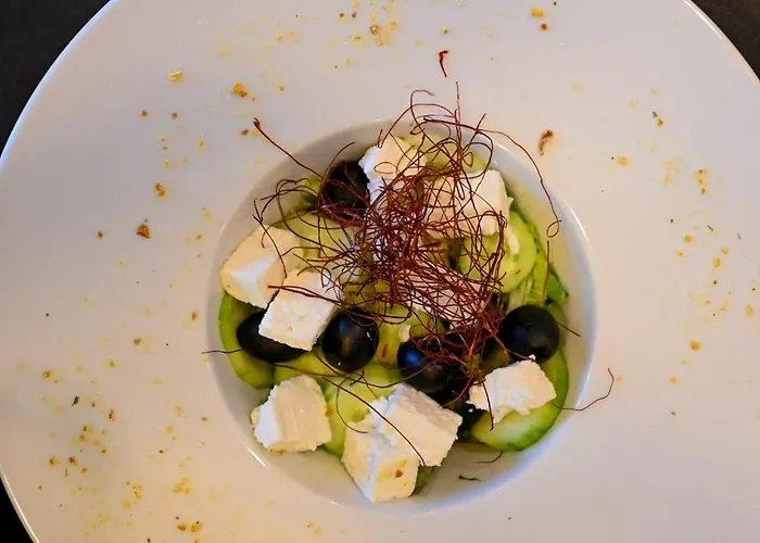 Perla - The Storyhoteller